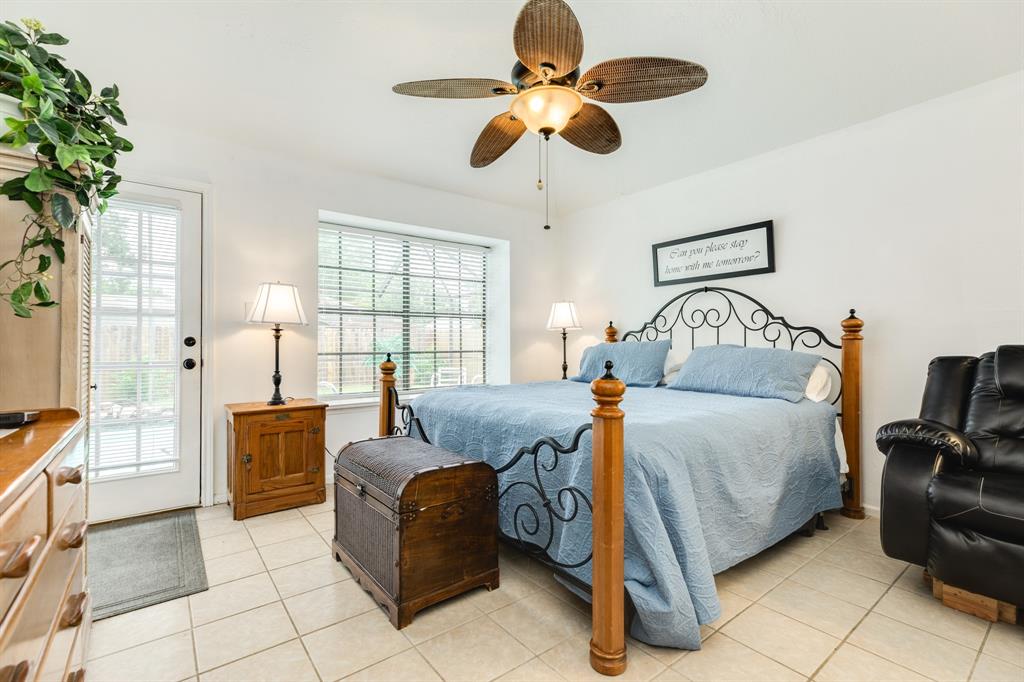 235 Corkwood Street, Lake Jackson, Texas image 15