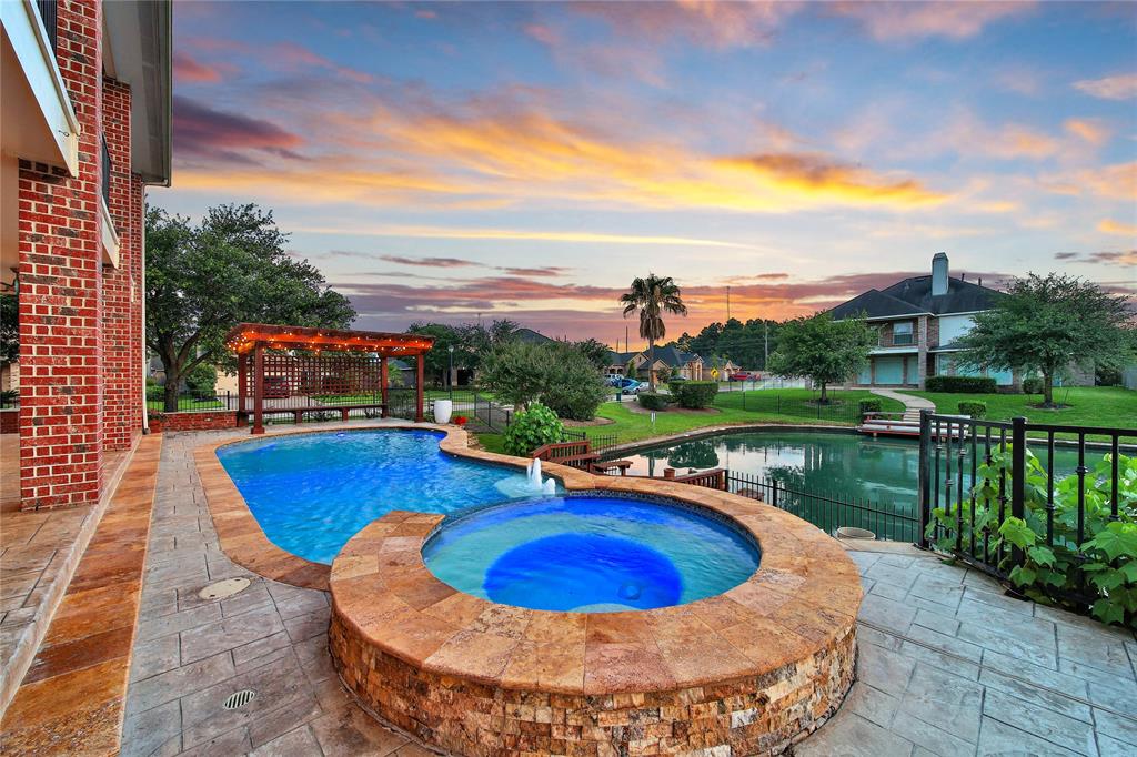 17862 Camp Cove Drive, Cypress, Texas image 36