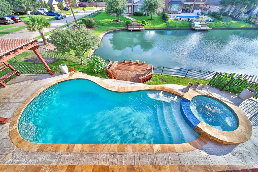 17862 Camp Cove Drive, Cypress, Texas image 23