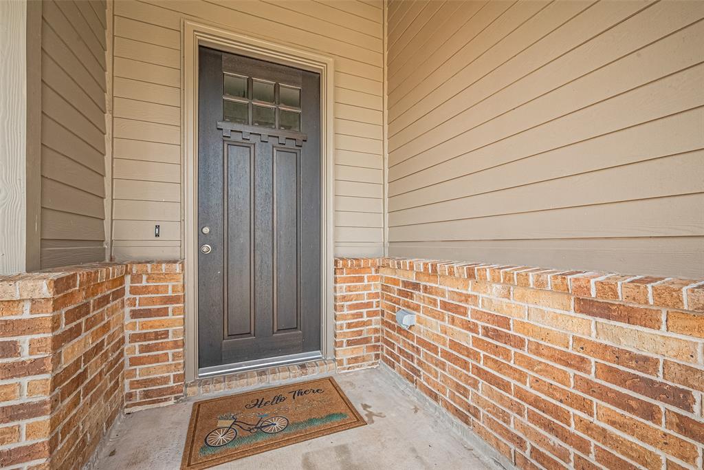 8211 Red Shiner Way