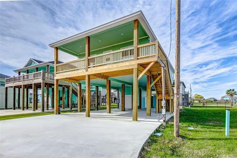 A home in Crystal Beach