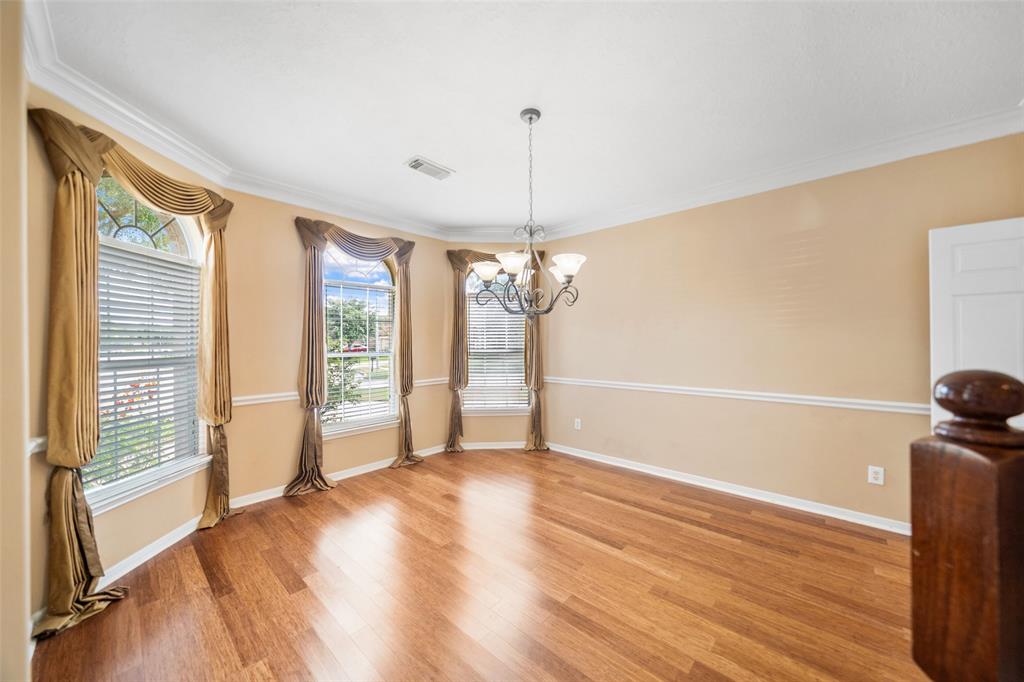 26 Oakmont Court, Jersey Village, Texas image 13