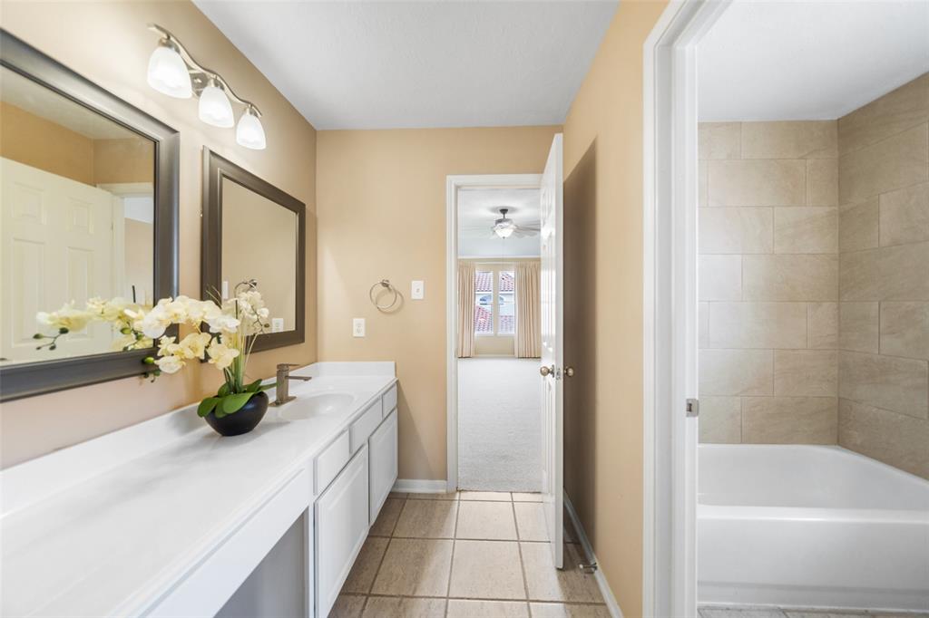 26 Oakmont Court, Jersey Village, Texas image 32
