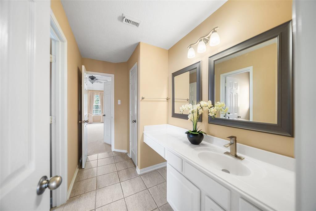 26 Oakmont Court, Jersey Village, Texas image 31