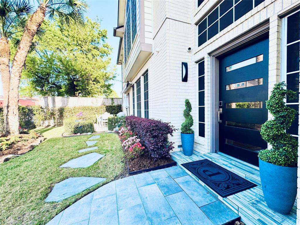 5603 Dolores Street, Houston, Texas image 3