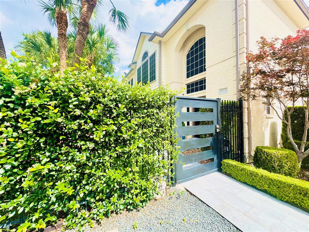 5603 Dolores Street, Houston, Texas image 2
