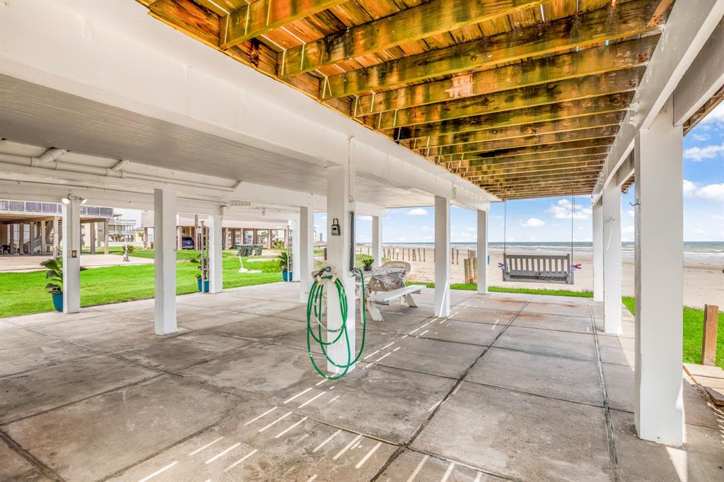 12431 E Ventura Drive, Galveston, Texas image 41