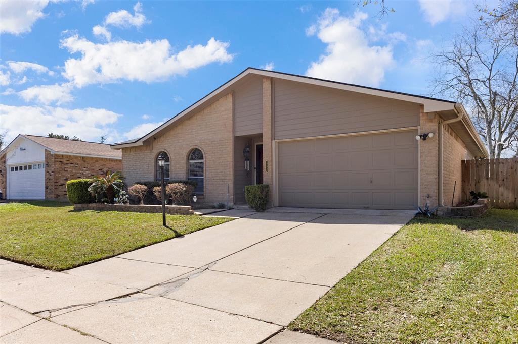 22815 Thadds Trail