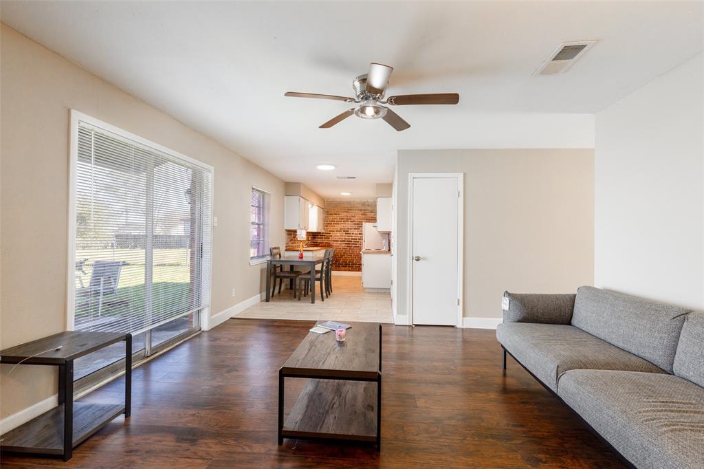 13718 Willie Melton Boulevard, Kendleton, Texas image 2