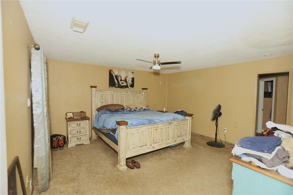 2236 River Oaks Drive, West Columbia, Texas image 4