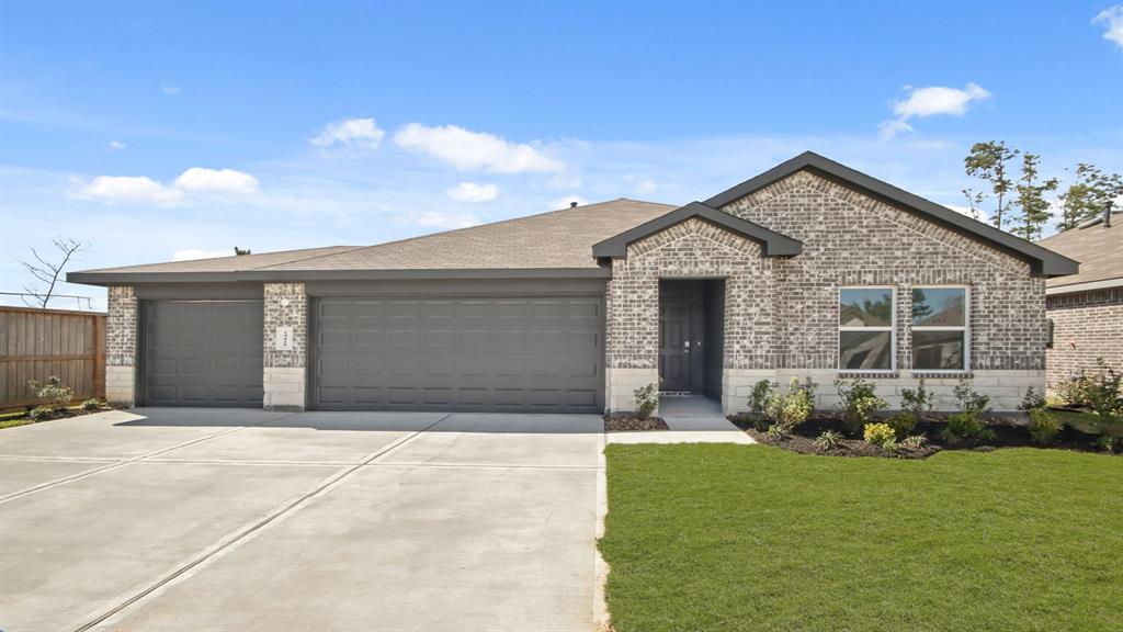 14610 Lost Cave Way, New Caney, Texas image 1