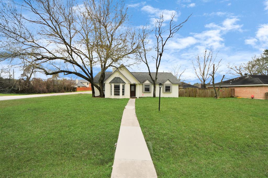 13003 Foxburo Drive