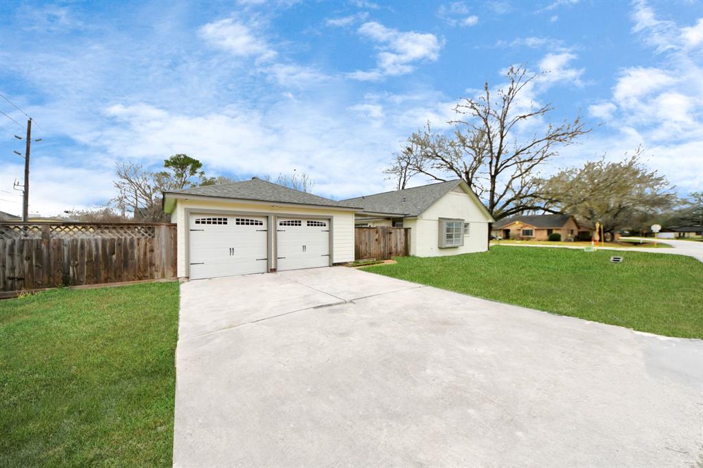13003 Foxburo Drive
