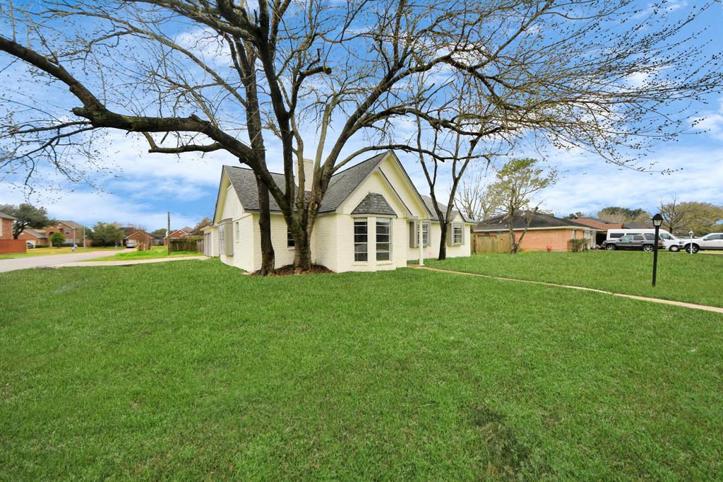 13003 Foxburo Drive