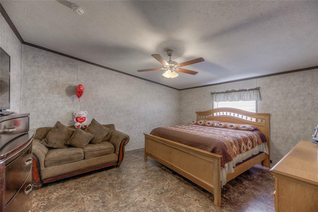 23935 Carpenter Bee Dr Dr, New Caney, Texas image 10