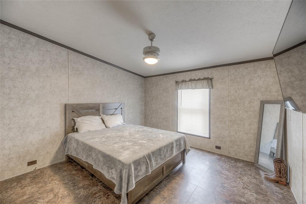 23935 Carpenter Bee Dr Dr, New Caney, Texas image 11