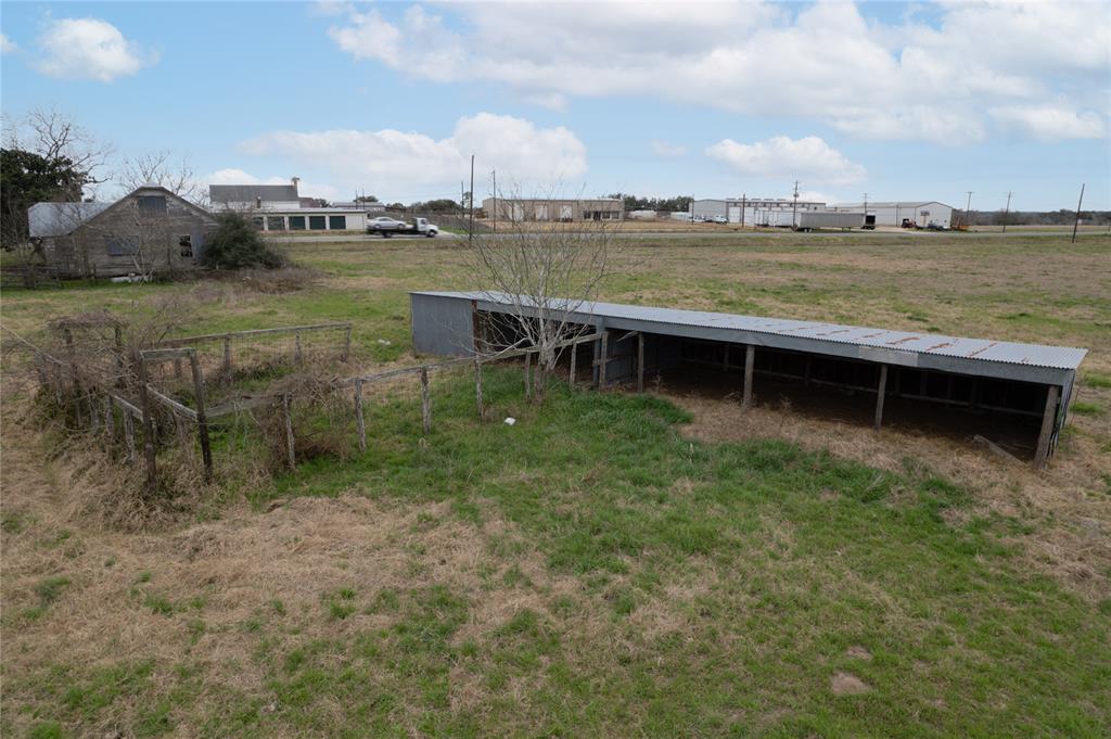 00 N Us Hwy 77 Highway, Hallettsville, Texas image 8