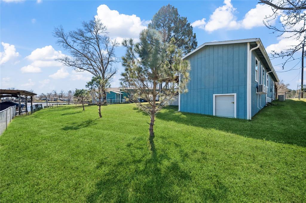 1571 Yaupon Cove Drive, Onalaska, Texas image 25
