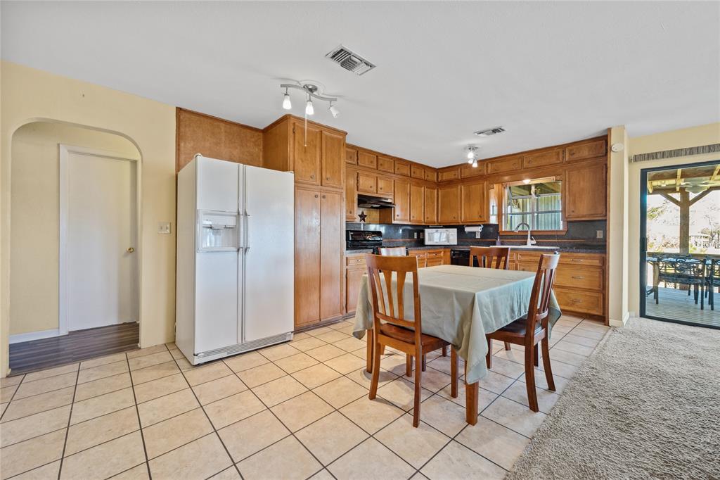 1571 Yaupon Cove Drive, Onalaska, Texas image 10