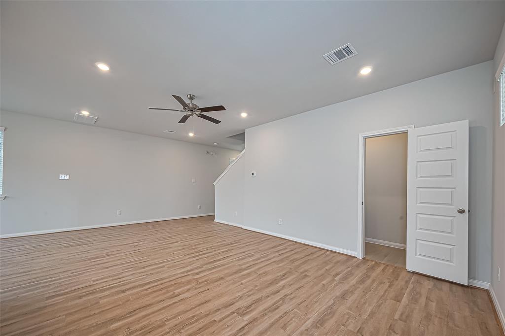 14979 Eagle Feather Drive, North Houston, Texas image 4