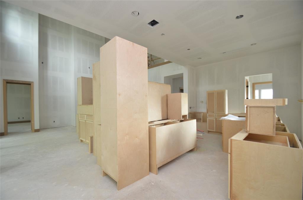 2311 Saxon Drive, Houston, Texas image 9