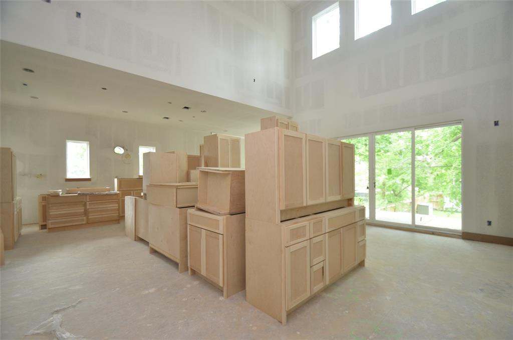 2311 Saxon Drive, Houston, Texas image 7