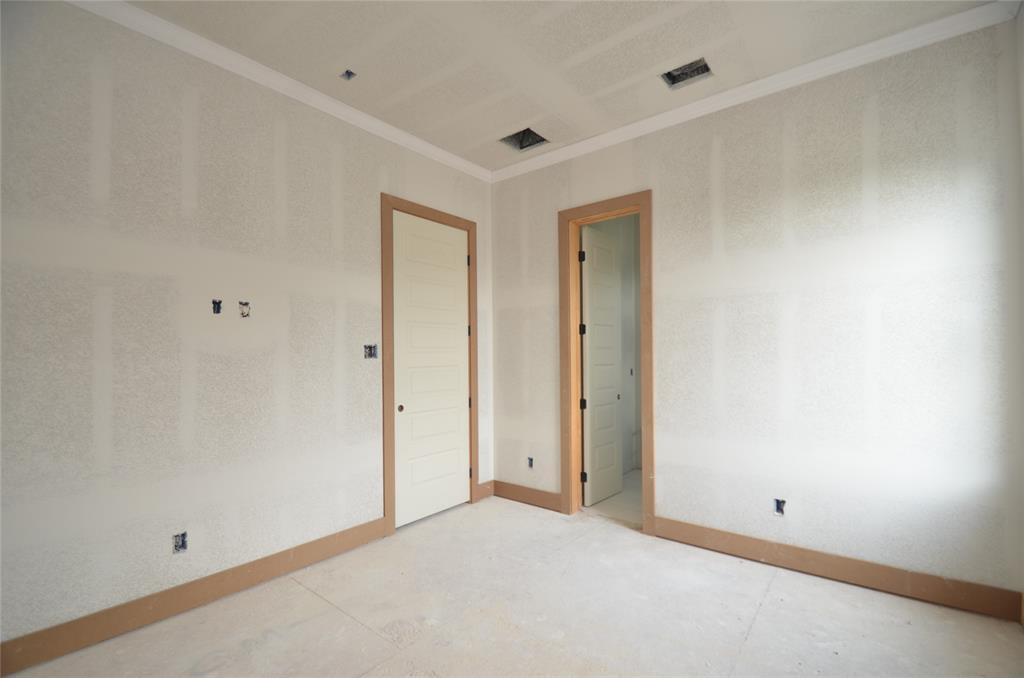 2311 Saxon Drive, Houston, Texas image 19