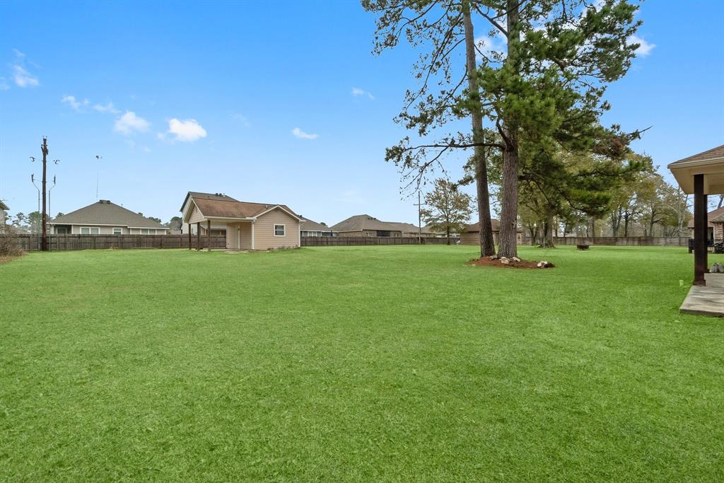 13003 Point Aquarius Boulevard, Willis, Texas image 37