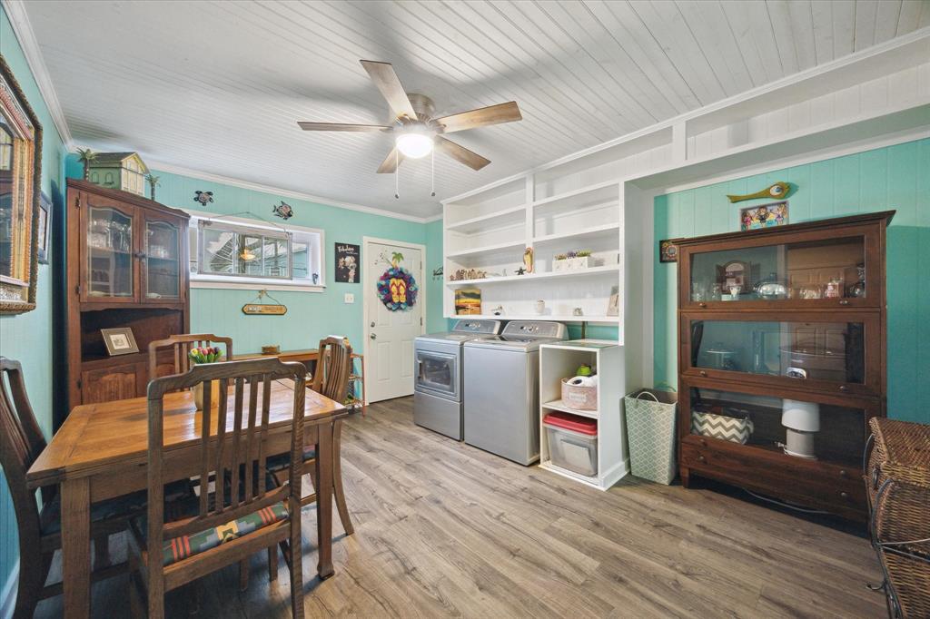 4209 Avenue Q, Galveston, Texas image 11