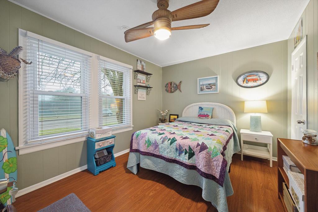 4209 Avenue Q, Galveston, Texas image 16