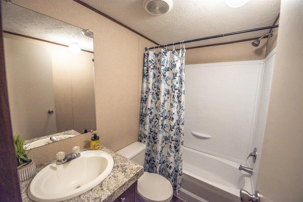 900 Post Oak Street, Calvert, Texas image 18