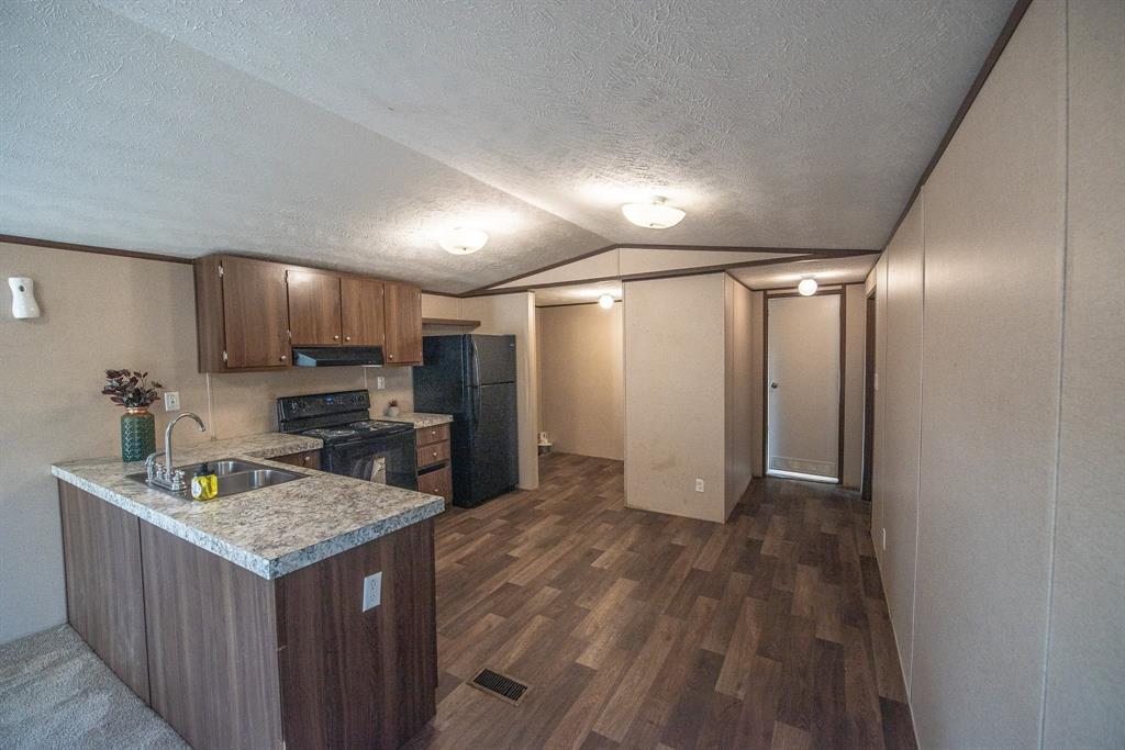 900 Post Oak Street, Calvert, Texas image 14