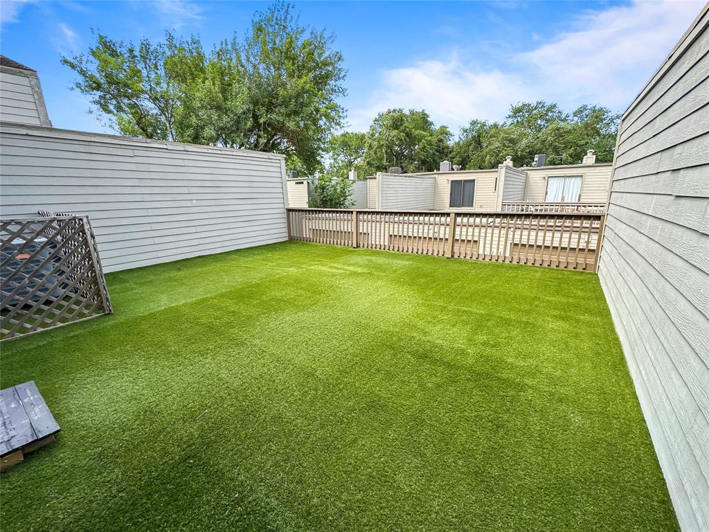 11731 Lakeside Place Drive, Houston, Texas image 31