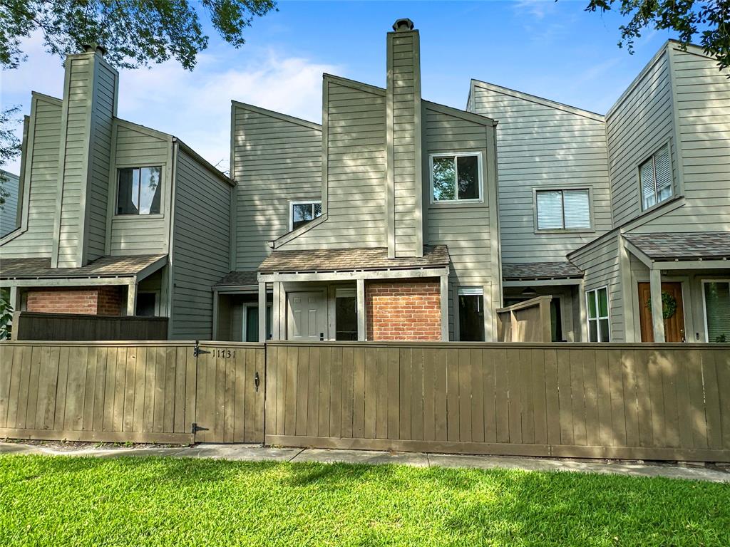 11731 Lakeside Place Drive, Houston, Texas image 1