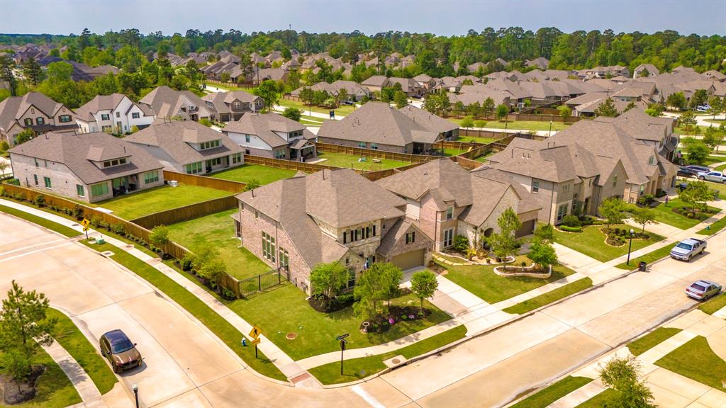 27120 Madeline Lake Circle, Magnolia, Texas image 4