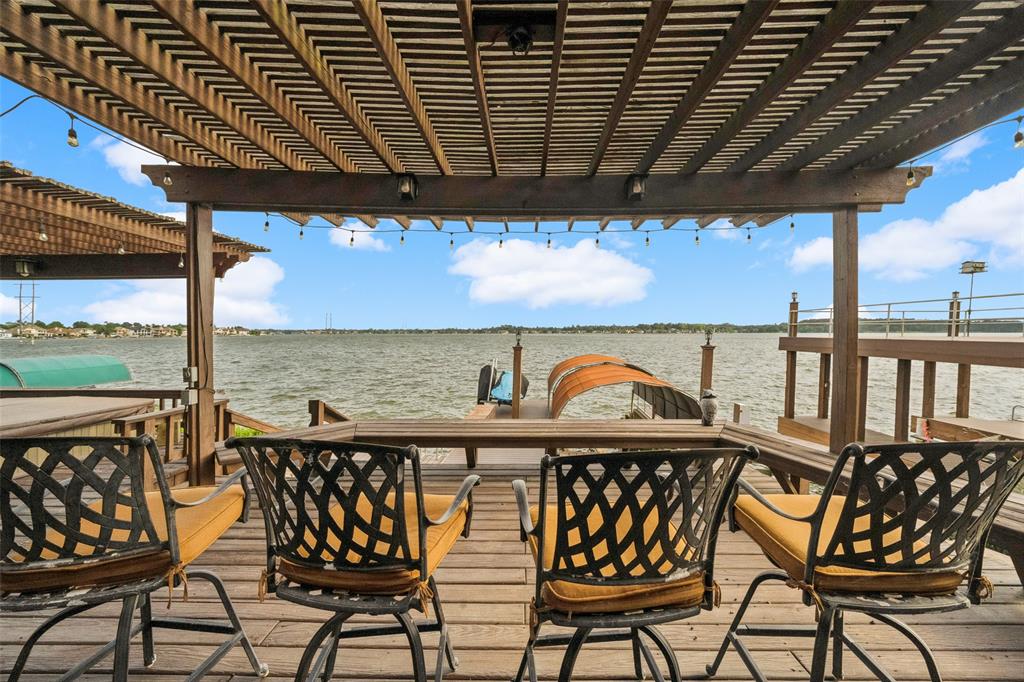 90 Waterford Way, Montgomery, Texas image 32
