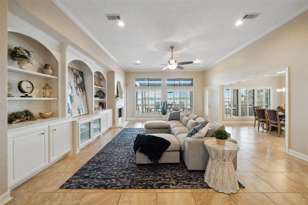90 Waterford Way, Montgomery, Texas image 15