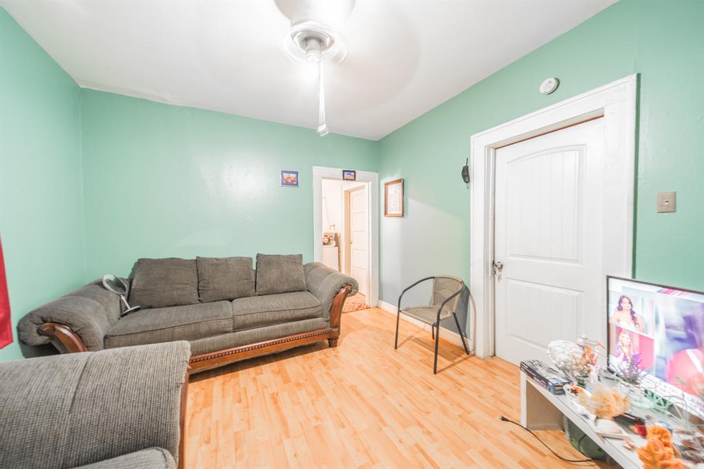 1202 Gregg Street, Houston, Texas image 3
