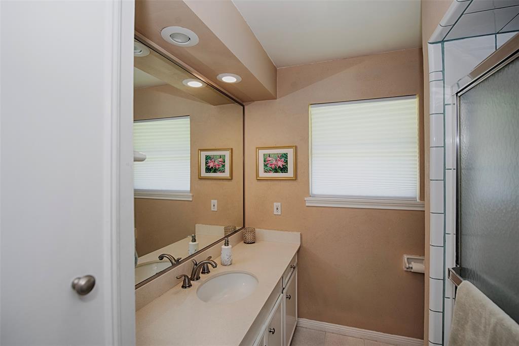 801 Meadow Lark Avenue, Friendswood, Texas image 35
