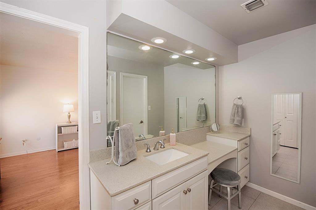 801 Meadow Lark Avenue, Friendswood, Texas image 30