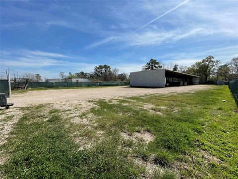 3502 Pinemont Drive Houston TX 77018