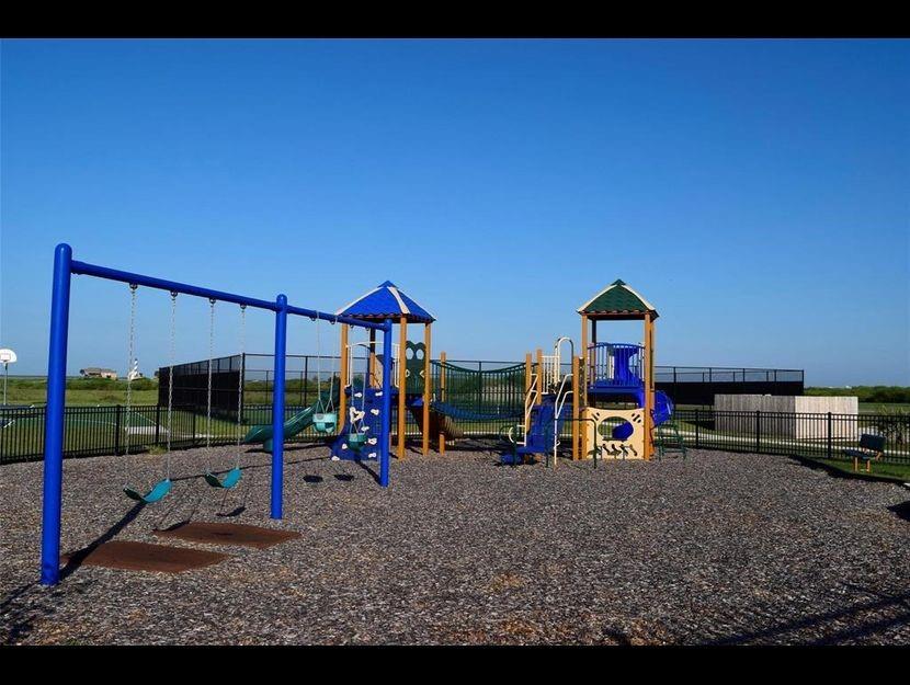 2957 Palacios Bay Drive, Palacios, Texas image 3
