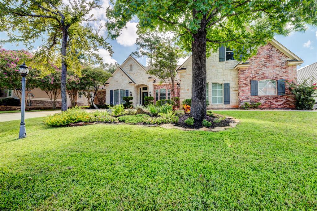 40 W Oaks Court