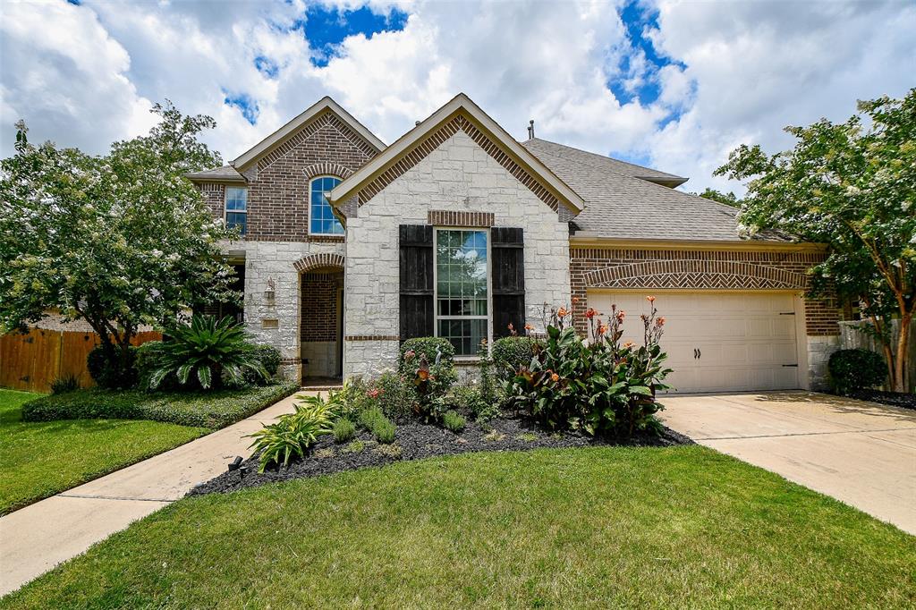 5906 Emmit Creek Lane, Sugar Land, Texas image 2