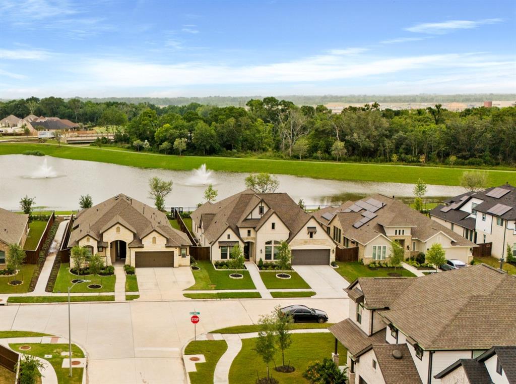 5903 Red River Drive