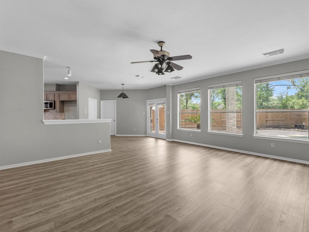 20211 Sunrise Glen Court, Spring, Texas image 14