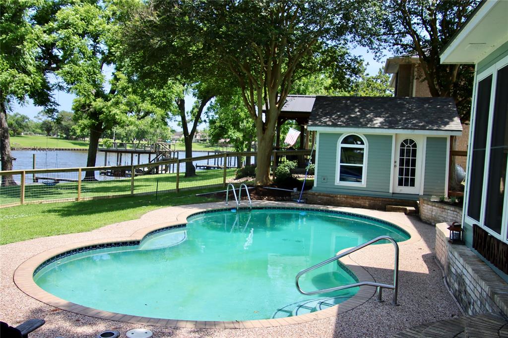 323 E County Road 461b, Brazoria, Texas image 10
