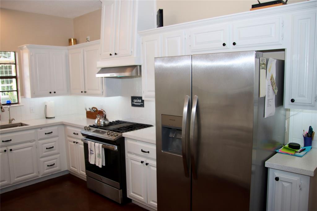 323 E County Road 461b, Brazoria, Texas image 14