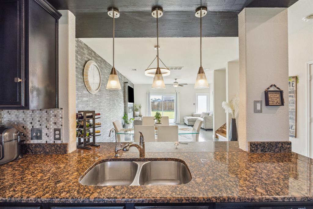 15203 Albert Oak Drive, Humble, Texas image 10