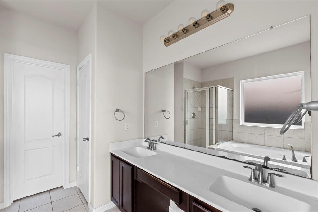 10015 Chase Court, Baytown, Texas image 13